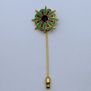 Vintage Metropolitan Museum of Art MMA Enamel Gold Tone Floral Stick Pin